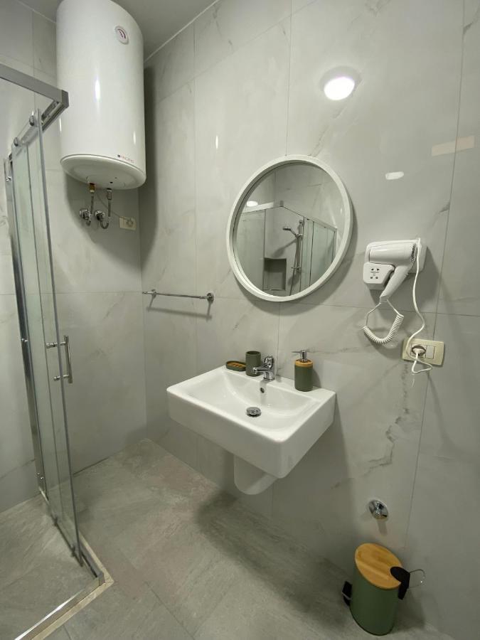 Bellavista Qerret Apartment 1 Golem  Esterno foto
